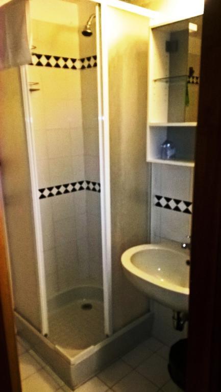 Gigi Holiday Rooms Рим Экстерьер фото