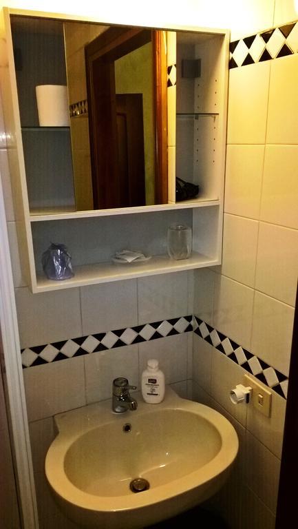 Gigi Holiday Rooms Рим Экстерьер фото