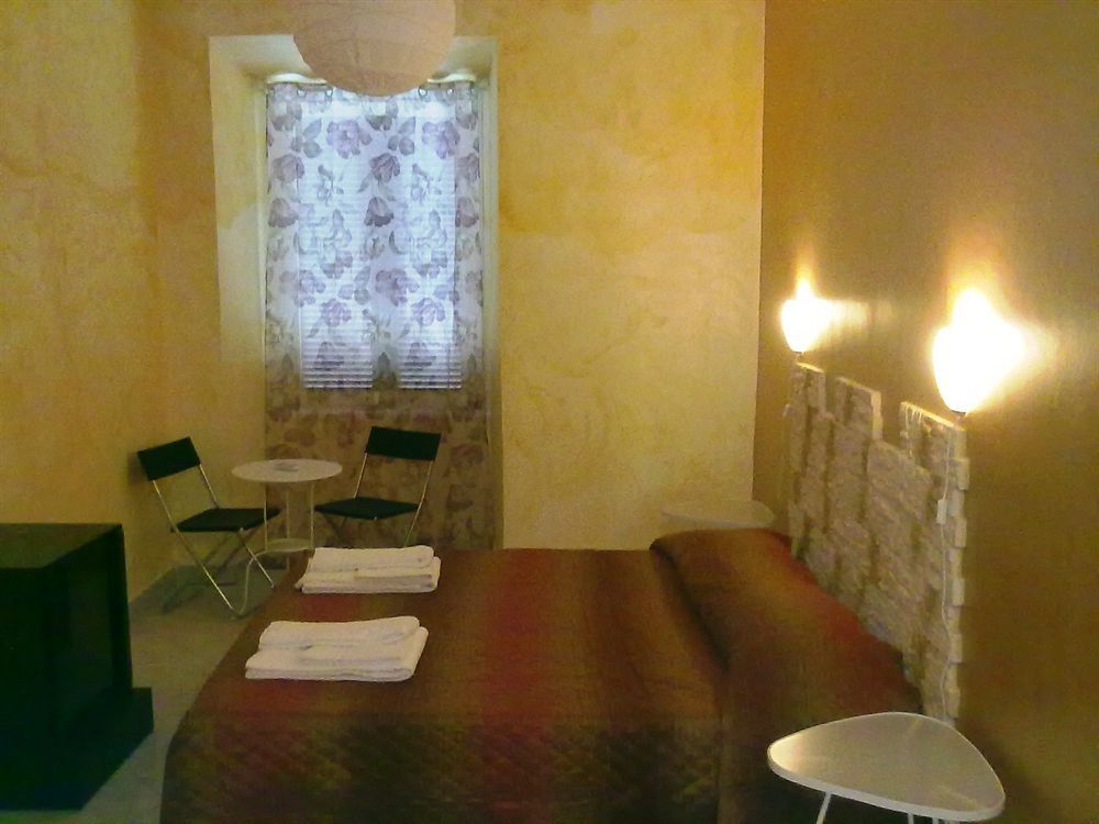 Gigi Holiday Rooms Рим Экстерьер фото