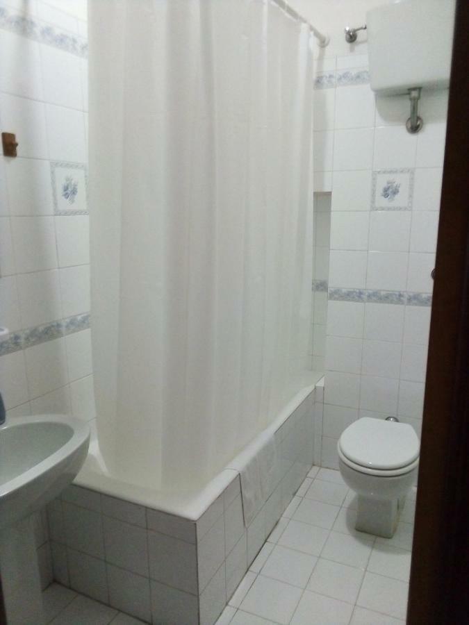 Gigi Holiday Rooms Рим Экстерьер фото