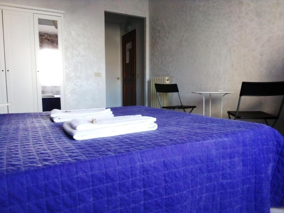 Gigi Holiday Rooms Рим Экстерьер фото